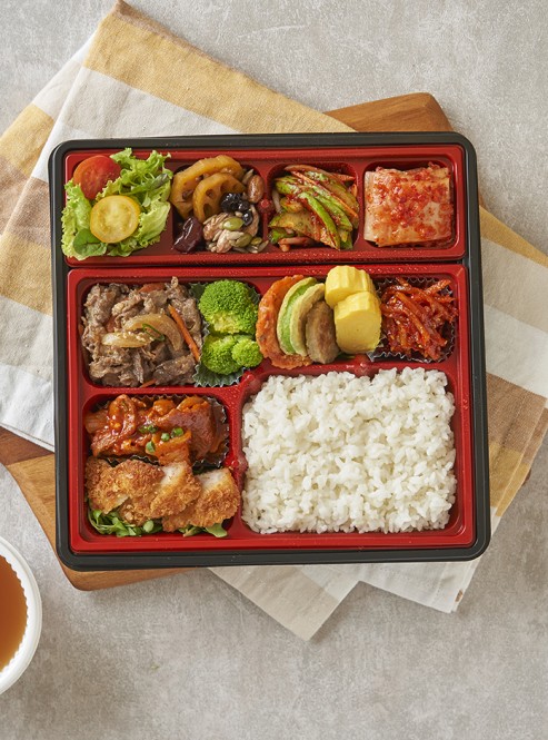 불고기 제육 돈까스 도시락